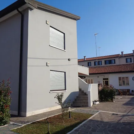 Casa Di Chiara Vicino Venezia E Aeroporto Vce *