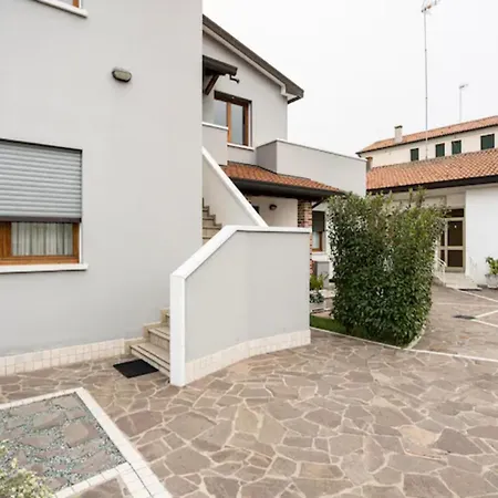 Casa Di Chiara Vicino Venezia E Aeroporto Vce *