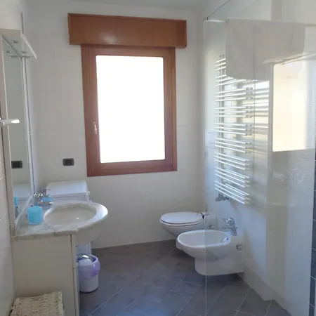 Apartament Casa Di Chiara Vicino Venezia E Aeroporto Vce *