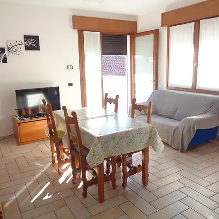 Apartment Casa Di Chiara Vicino Venezia E Aeroporto Vce *