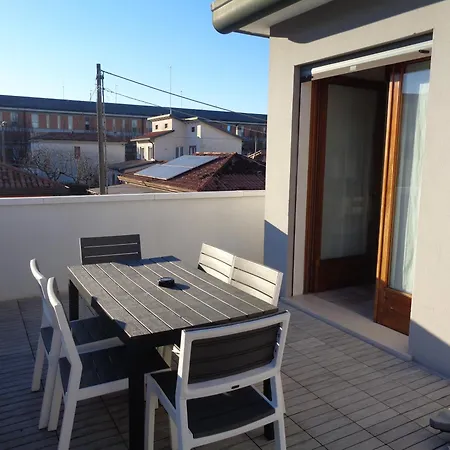 Casa Di Chiara Vicino Venezia E Aeroporto Vce Apartment Campalto